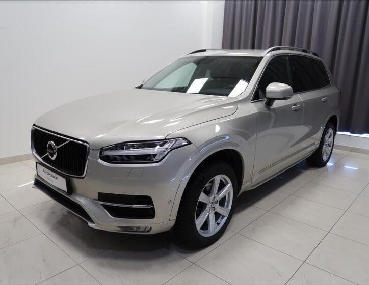 Volvo XC90 1