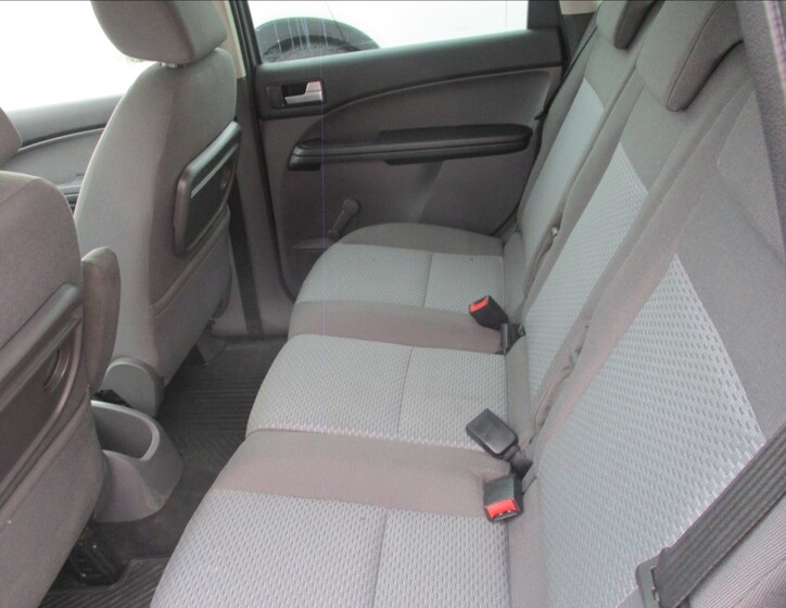Ford C-MAX 11