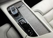 Volvo XC90 26