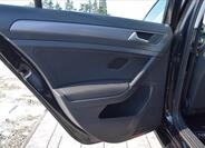 Volkswagen Golf 23