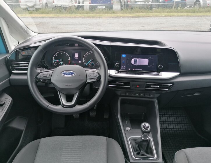 Ford Tourneo Connect 9