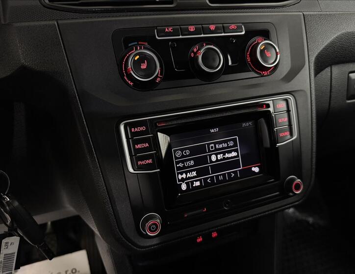 Volkswagen Caddy 24