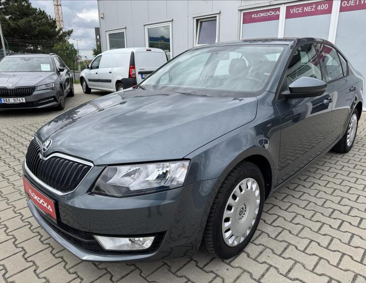 Škoda Octavia 1