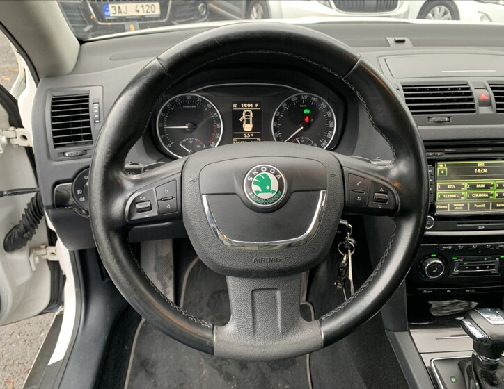 Škoda Octavia 10