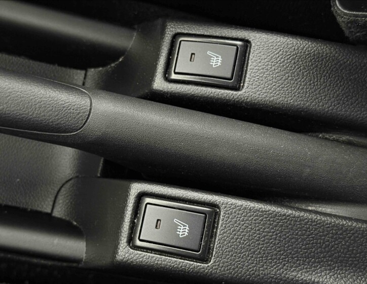 Suzuki Swift 16