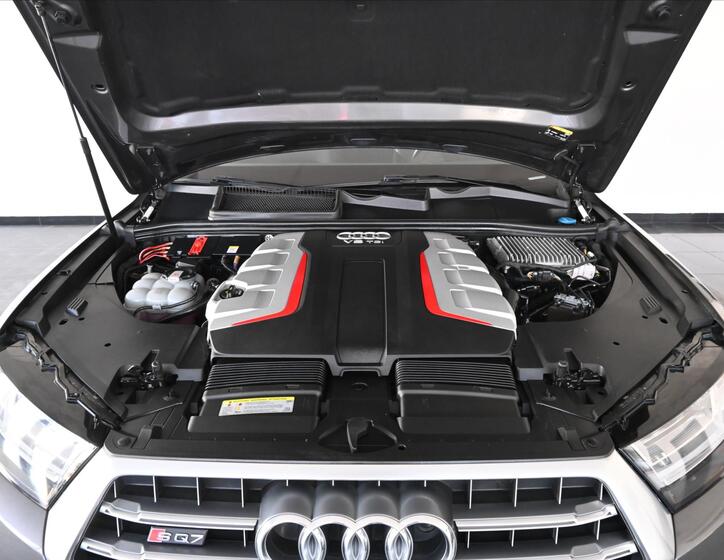 Audi SQ7 5