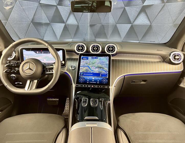 Mercedes-Benz GLC 10