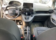 Peugeot Rifter 9