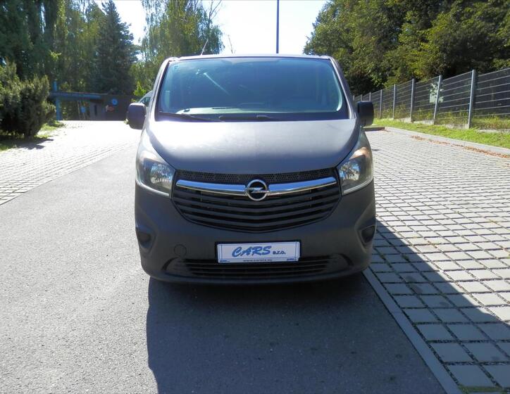 Opel Vivaro 3