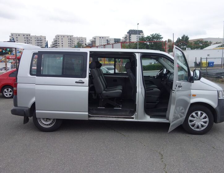 Volkswagen Transporter 12