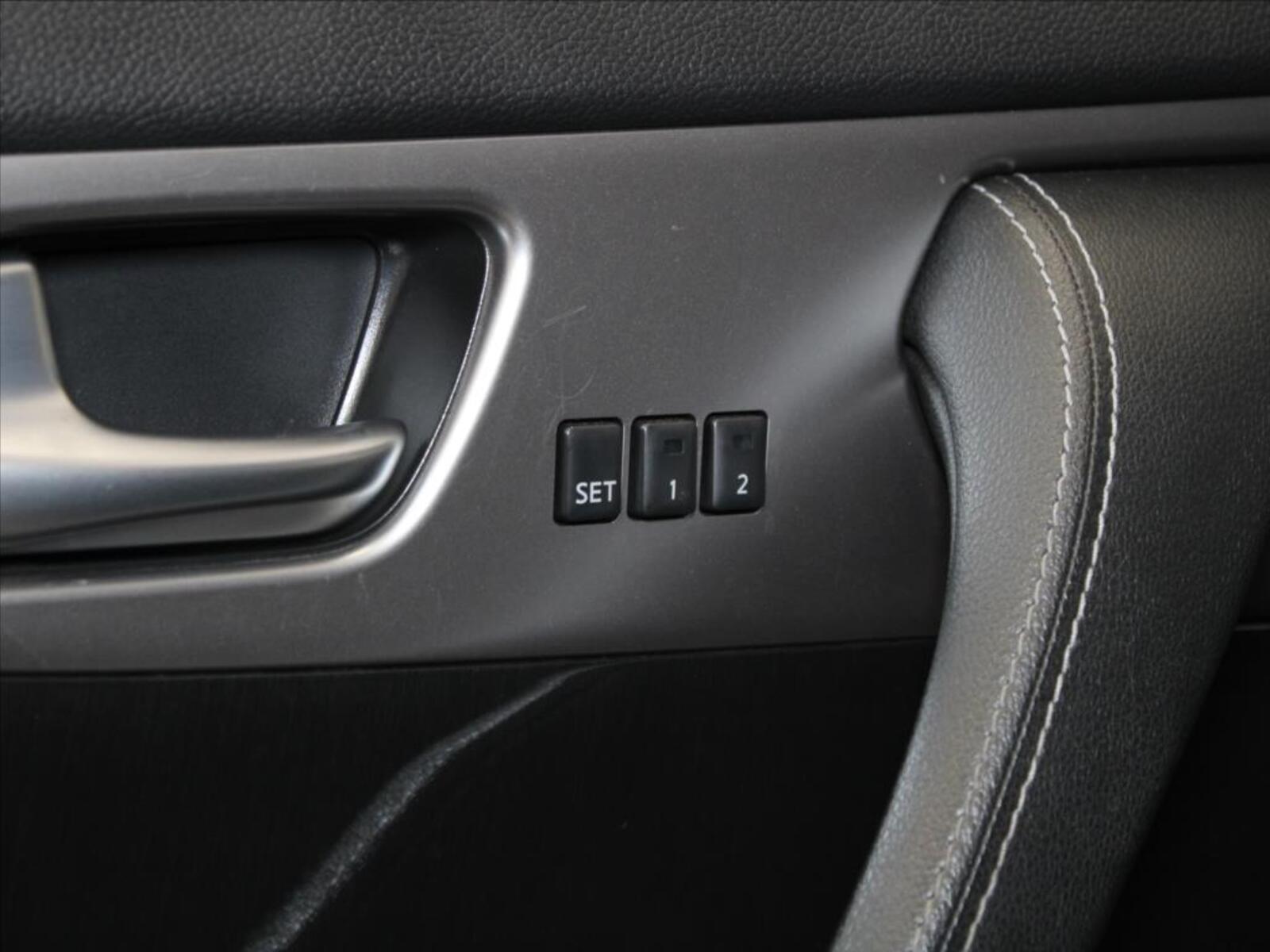 Infiniti FX30 20