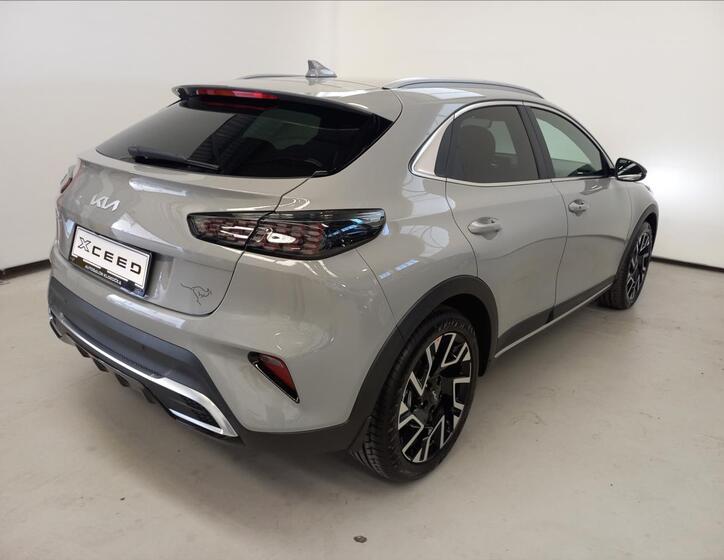 KIA XCeed 4