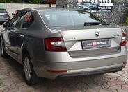 Škoda Octavia 10