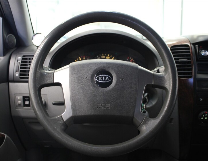 KIA Sorento 9