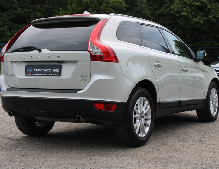 Volvo XC60 5