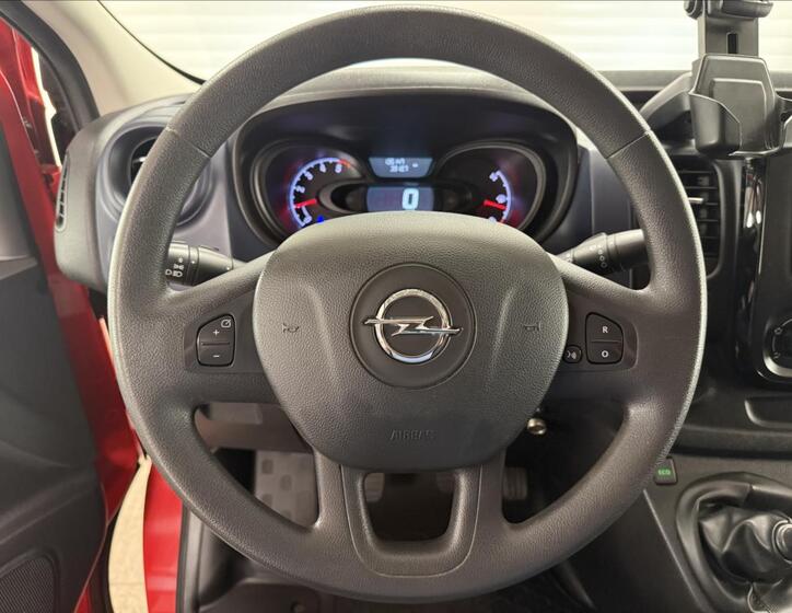 Opel Vivaro 15