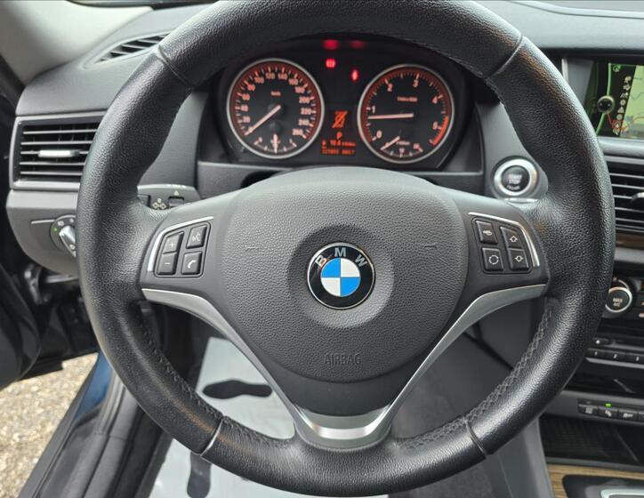 BMW X1 20