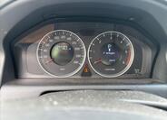 Volvo XC60 4