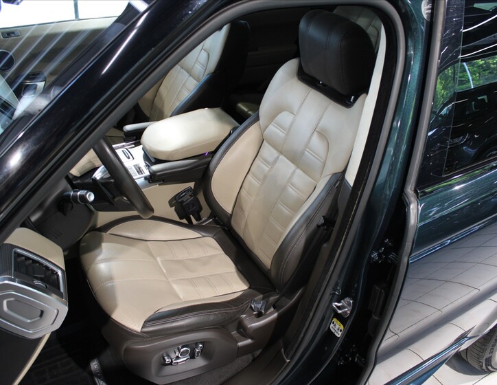 Land Rover Range Rover 11