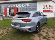 KIA Ceed 4