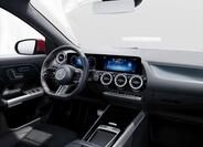 Mercedes-Benz GLA 9