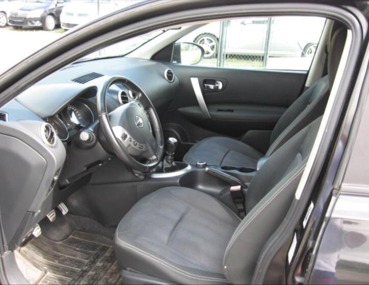 Nissan Qashqai 8