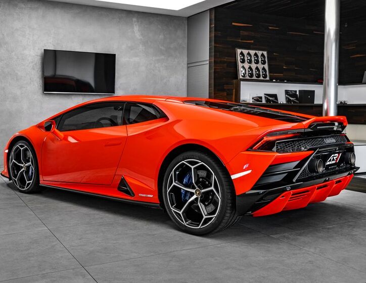 Lamborghini Huracán 7