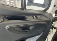 Mercedes-Benz Sprinter 8