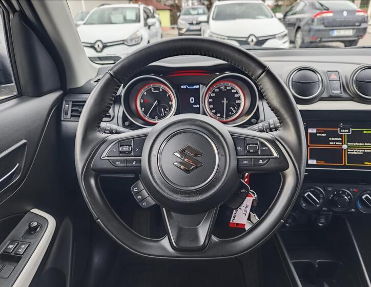 Suzuki Swift 17