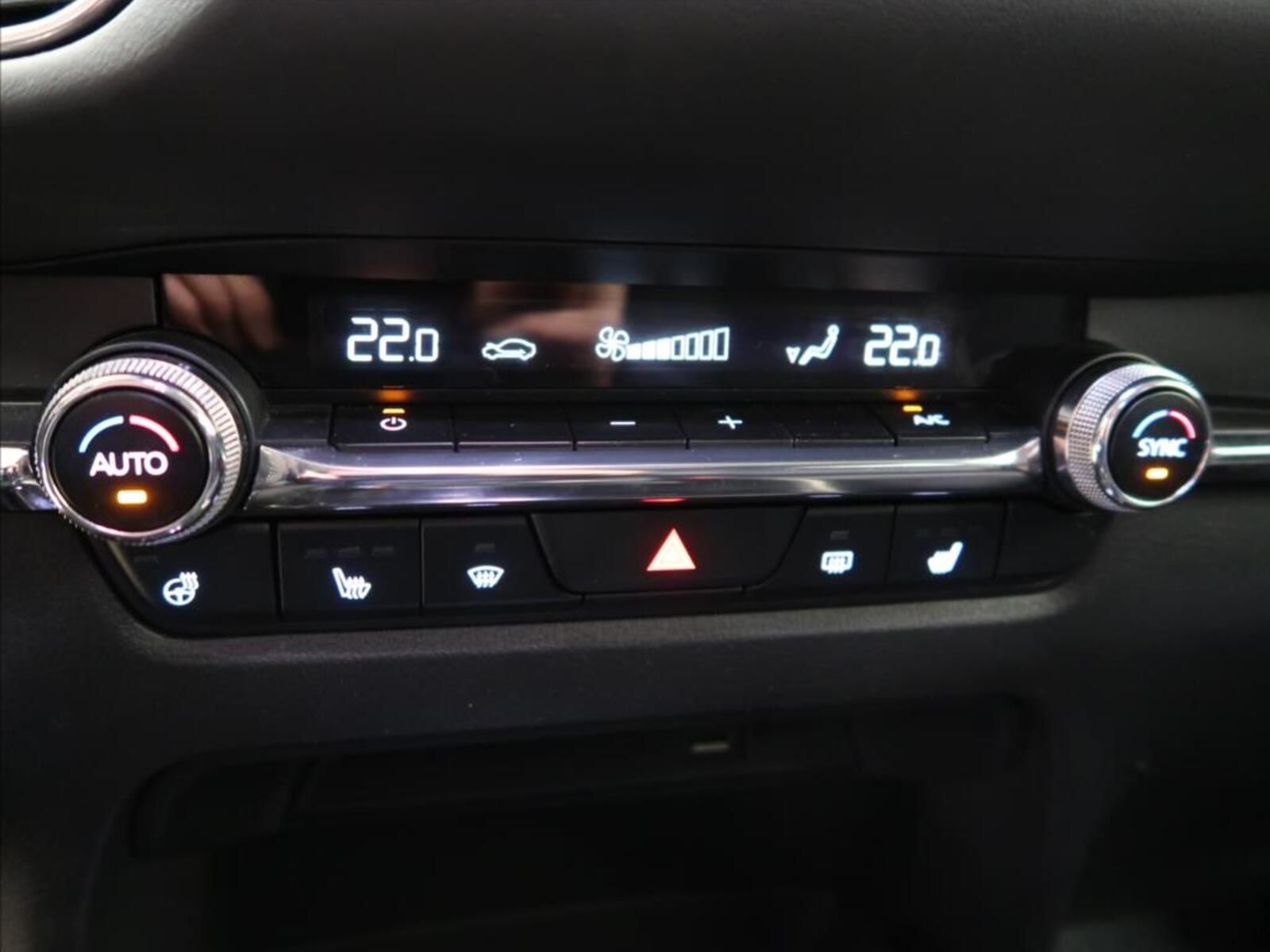 Mazda CX-30 22