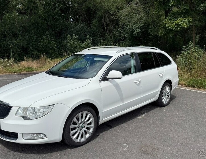Škoda Superb 1