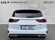 KIA Ceed 4