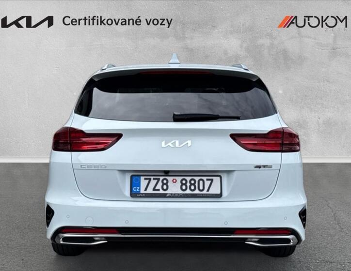 KIA Ceed 4