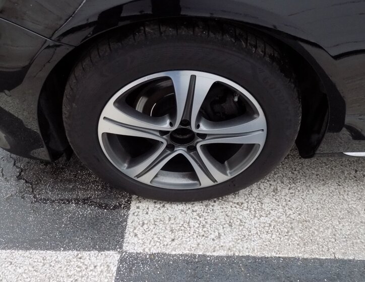 Mercedes-Benz Třídy E 40