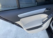 Volkswagen Golf 16