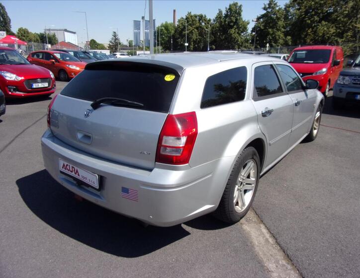 Dodge Magnum 3