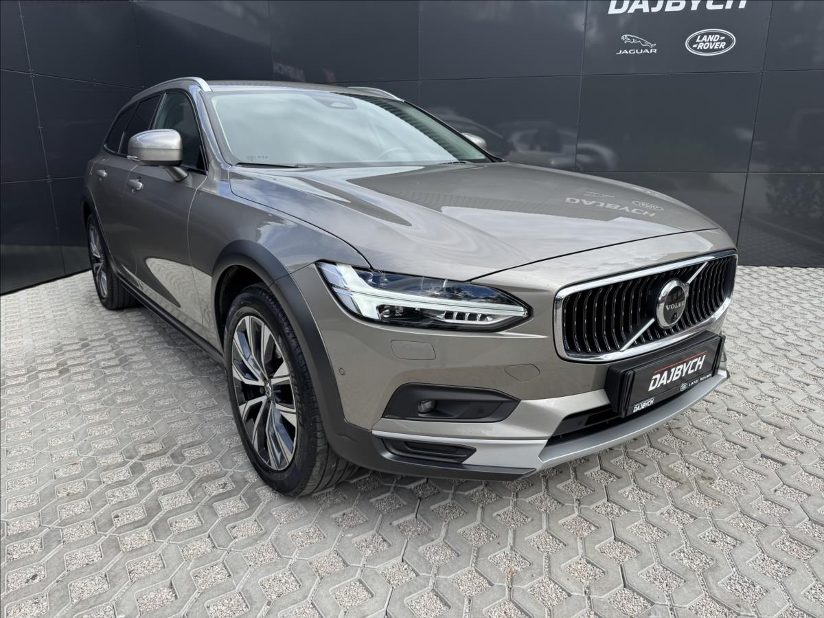 Volvo V90