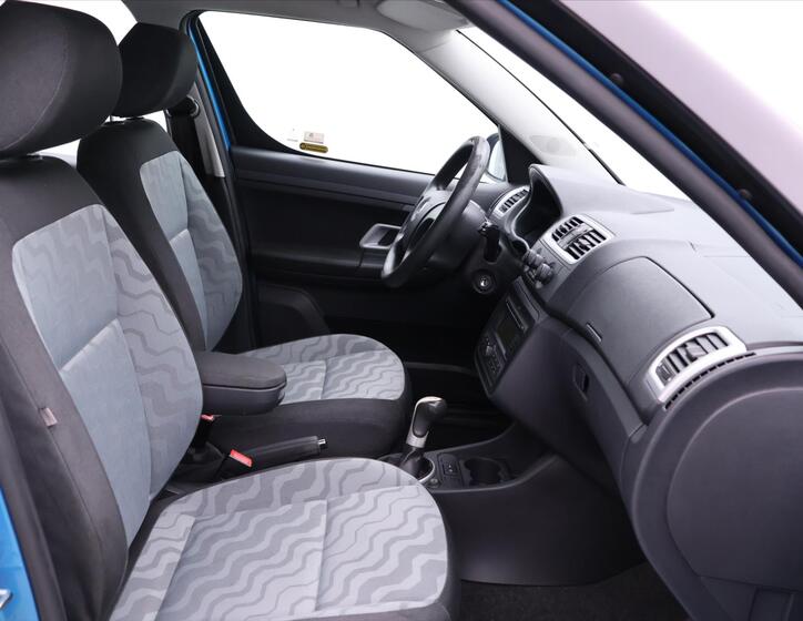 Škoda Roomster 14