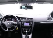 Volkswagen Golf 31