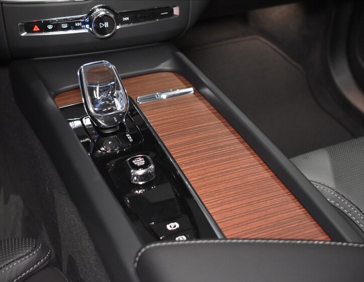 Volvo XC60 40