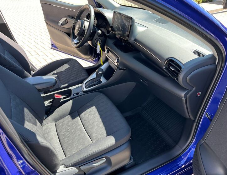 Toyota Yaris 17