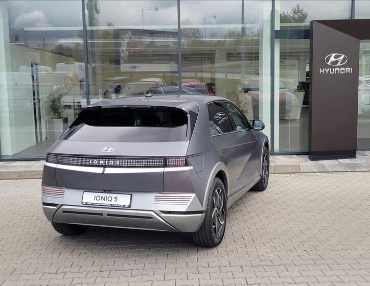 Hyundai Ioniq 5 7
