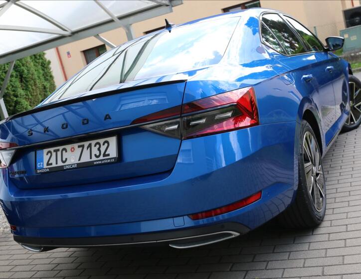 Škoda Superb 13