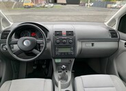 Volkswagen Touran 12