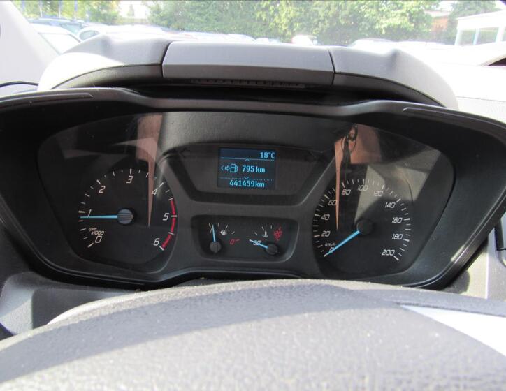 Ford Transit 13