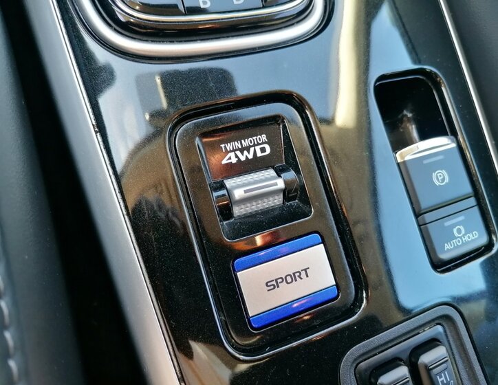 Mitsubishi Outlander 15
