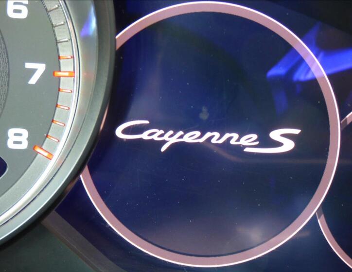 Porsche Cayenne 9