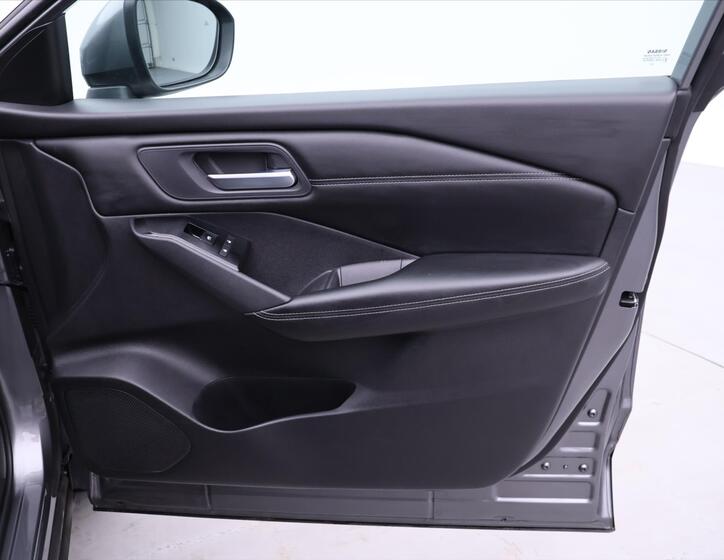 Nissan Qashqai 13