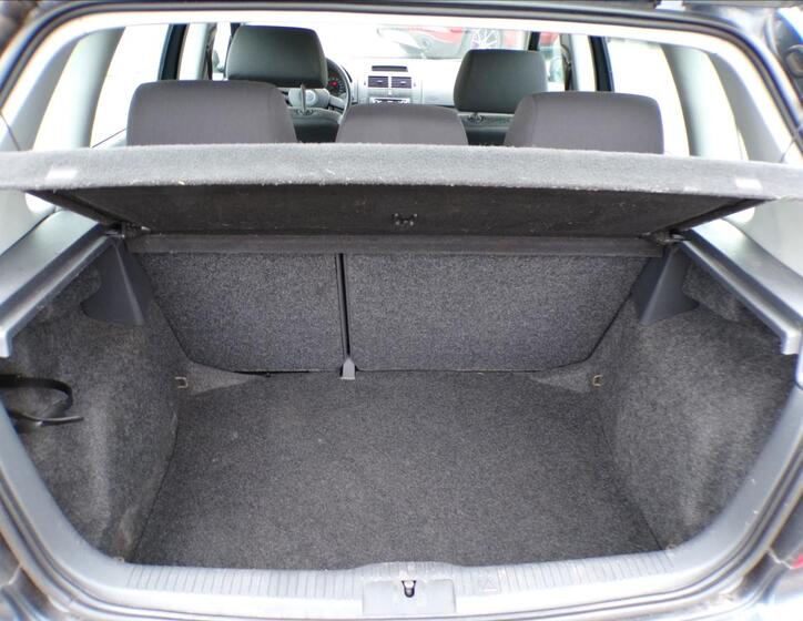 Volkswagen Polo 13