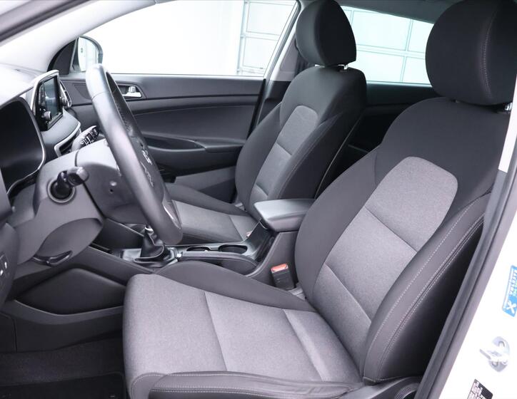 Hyundai Tucson 10
